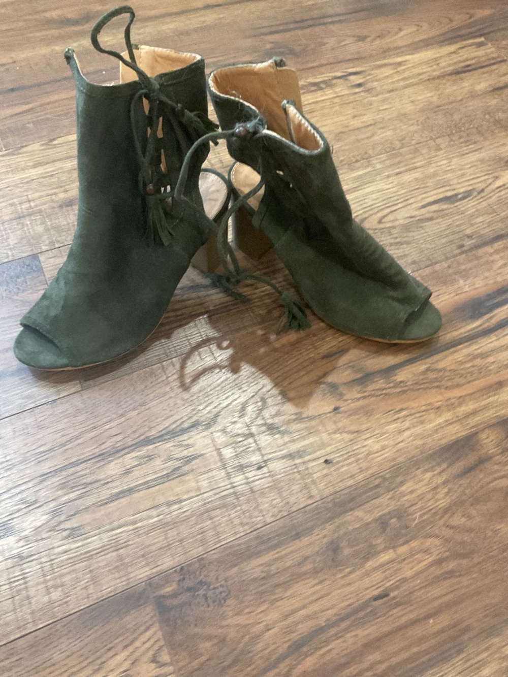 Women’s  open toe booties